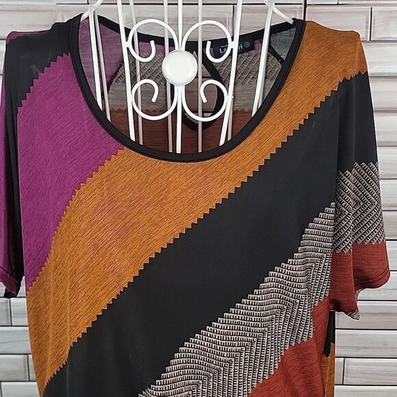 Lavish casual top Size S - Picture 2 of 11